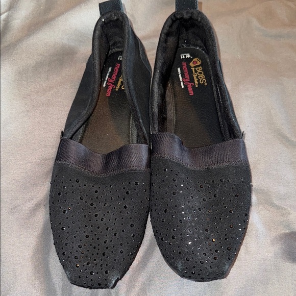 Bobs from Sketchers black slip on shoes with a memory foam! SUPER COMFY ! 11 W - Picture 3 of 5